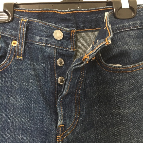 Mom Levi’s jean - Picture 2 of 5